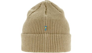 Beanie FJÄLLRÄVEN Ribbed Knitted Beanie with Logo Tab, One Size Bež | F84767-118, 2
