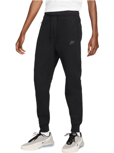 Trenirka Nike Tech Fleece Črna | fb8002-010