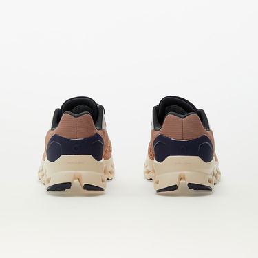 Superge in čevlji On Running Cloudstratus Bež | 39.98657, 4