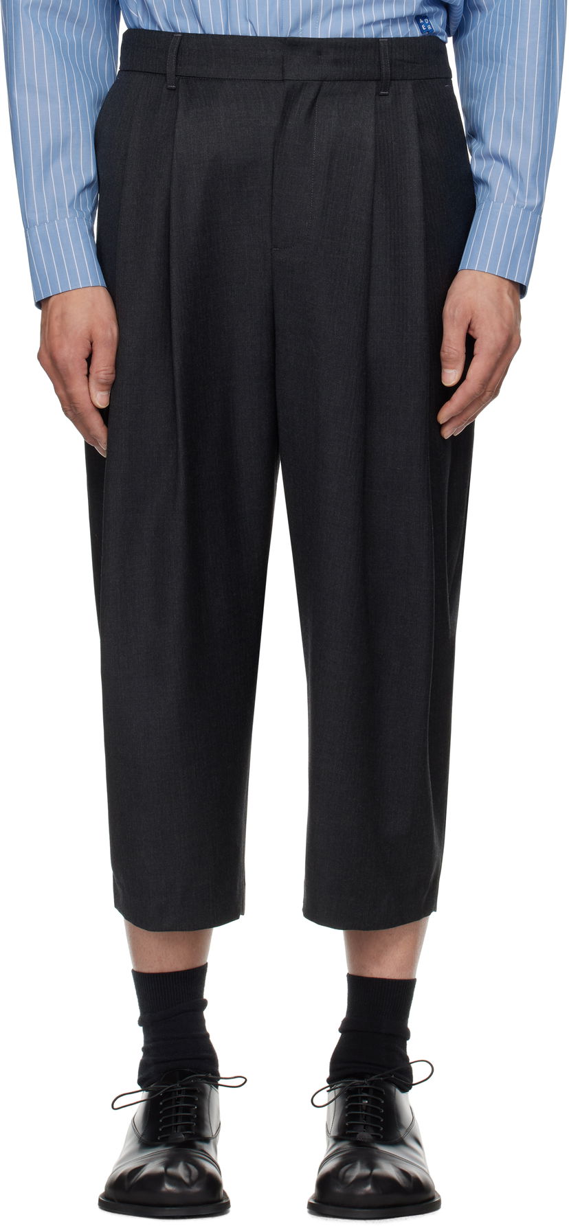 Hlače ADER ERROR ADER error Sig; Tag 01 Cropped Pleated Trousers Siva | BO42FYSA0101GR