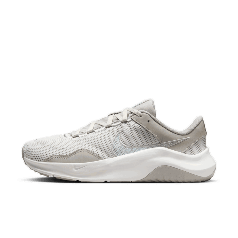 Superge in čevlji Nike Legend Essential 3 Next Nature Bela | DM1119-008