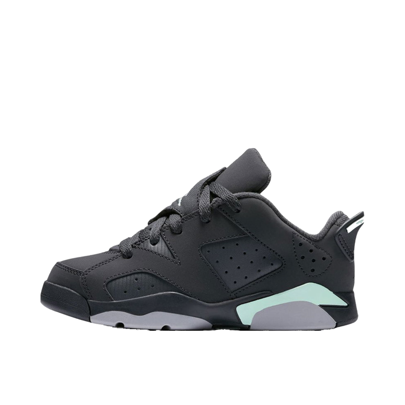 Superge in čevlji Jordan Air Jordan 6 Retro Low Siva | 768884-015
