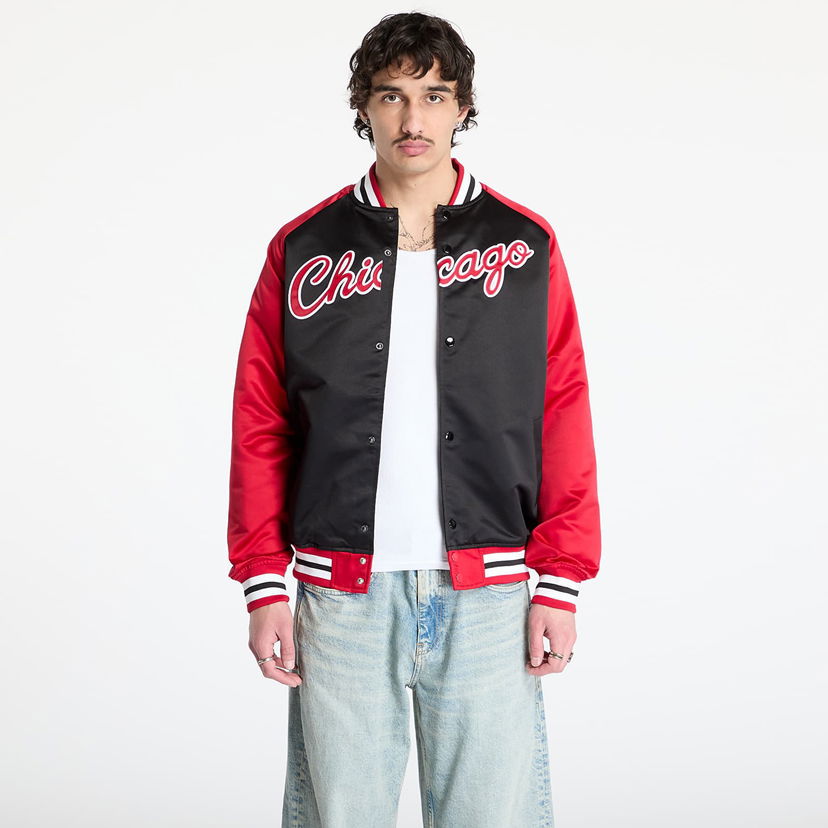 Bomber jakna Mitchell & Ness Mitchell & Ness NBA Bulls Double Clutch Satin Vintage Logo Jacket Črna | JK9196-CBUBKSC