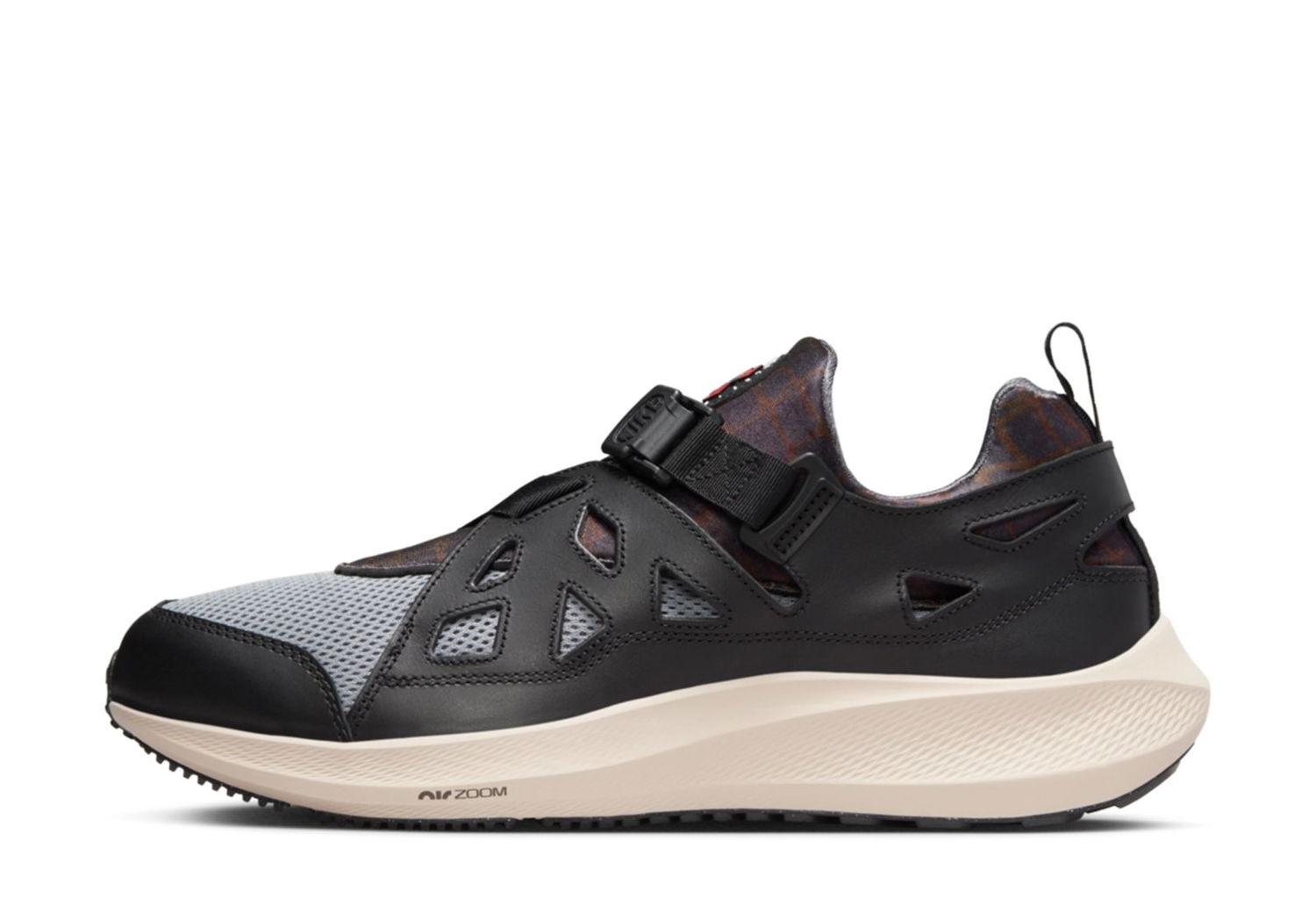 Superge in čevlji Nike Patta x Air Huarache 20Y24 "Black" Črna | FJ4201-001, 1