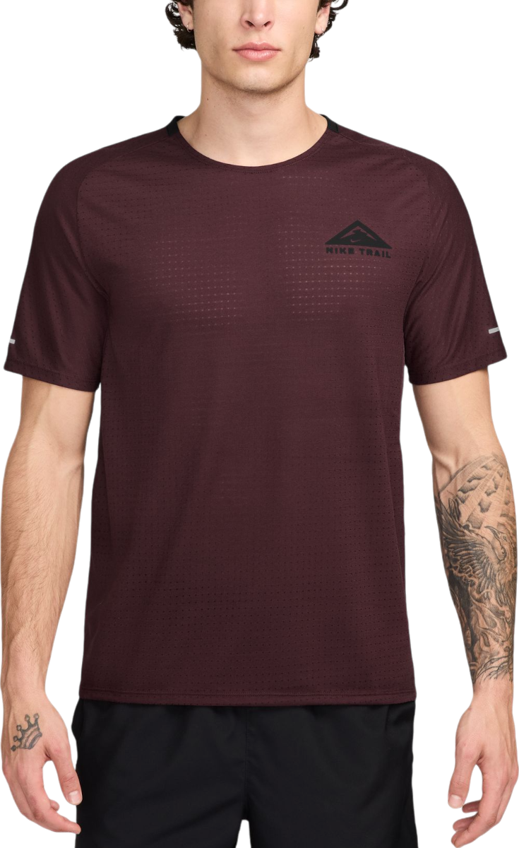 Majica Nike Trail Solar Chase T-Shirt Rdeča | dv9305-652