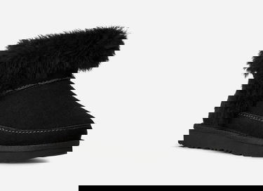 Superge in čevlji UGG Classic Ultra Mini Chalet Boot Črna | 1175950K-BLK, 1