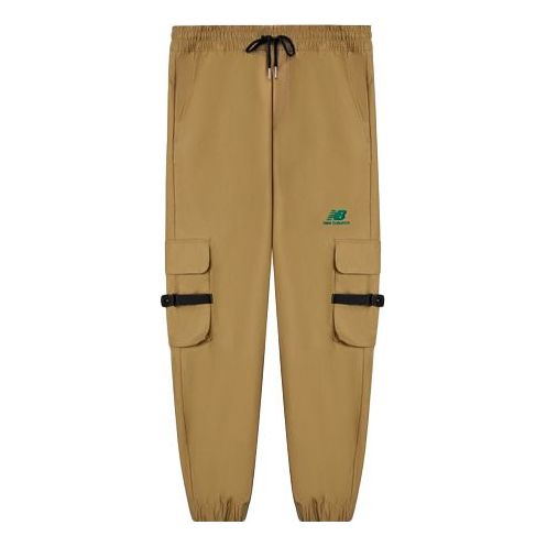 Cargo hlače New Balance Cargo Pants Rjava | AMP11310-BEI
