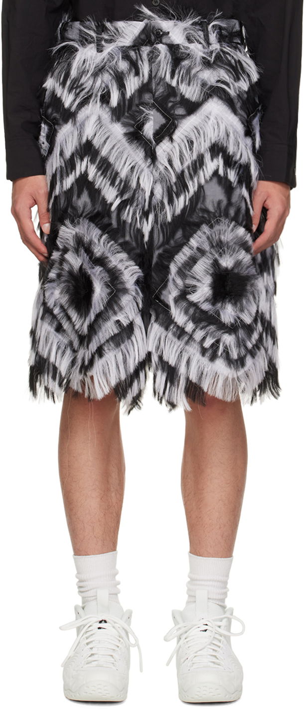 Kratke hlače Comme des Garçons Faux-Fur Fringed Shorts Črna | PJ-P023-051-1-1