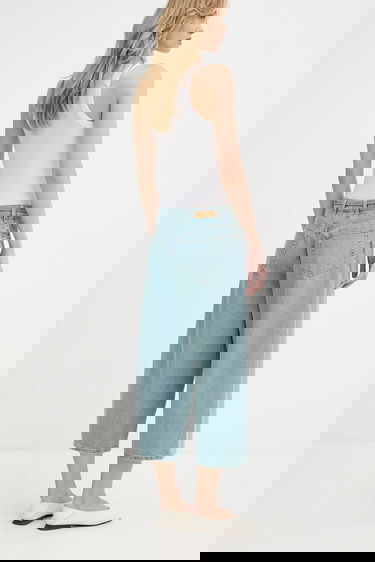 Kavbojke Samsoe Samsoe Samsoe Samsoe SAHARPER High Waist Wide Leg Cropped Jeans Modra | F25200011, 2