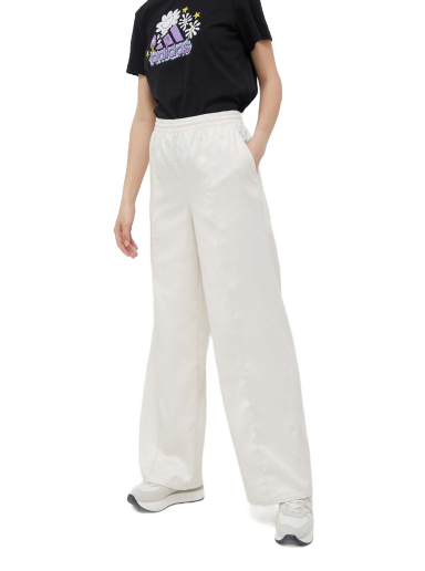 Hlače adidas Originals Trousers Bež | IJ7084