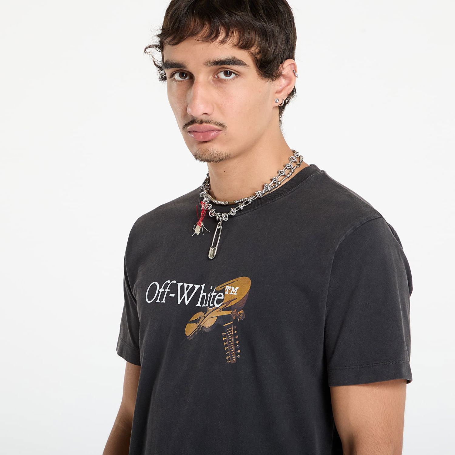 Majica Off-White Off-White Cupid Arrow Slim S/S Tee Črna | OMAA027F25JER00C1301, 1