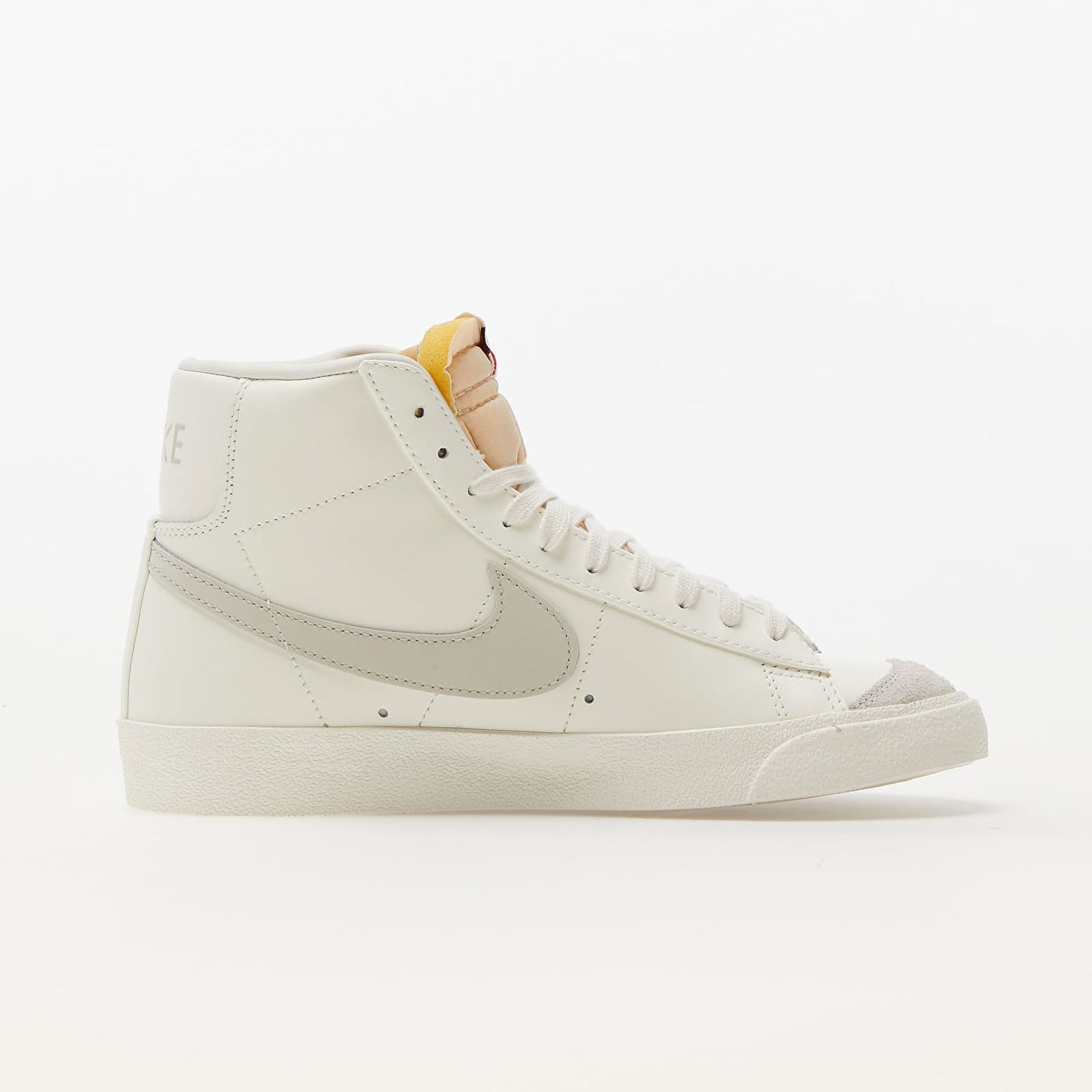 Superge in čevlji Nike Blazer Mid '77 "Vintage Sail" W Bela | CZ1055-120, 1