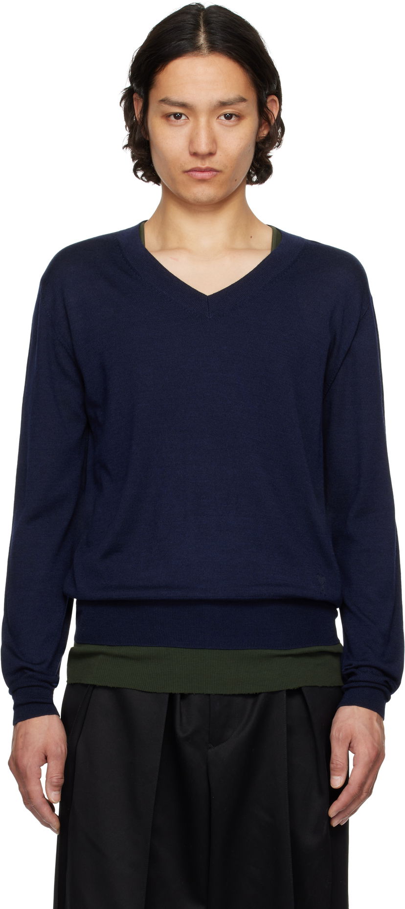 Pleteni pulover AMI AMI Paris V-Neck Wool Sweater Mornarica | HKS266.KN0066