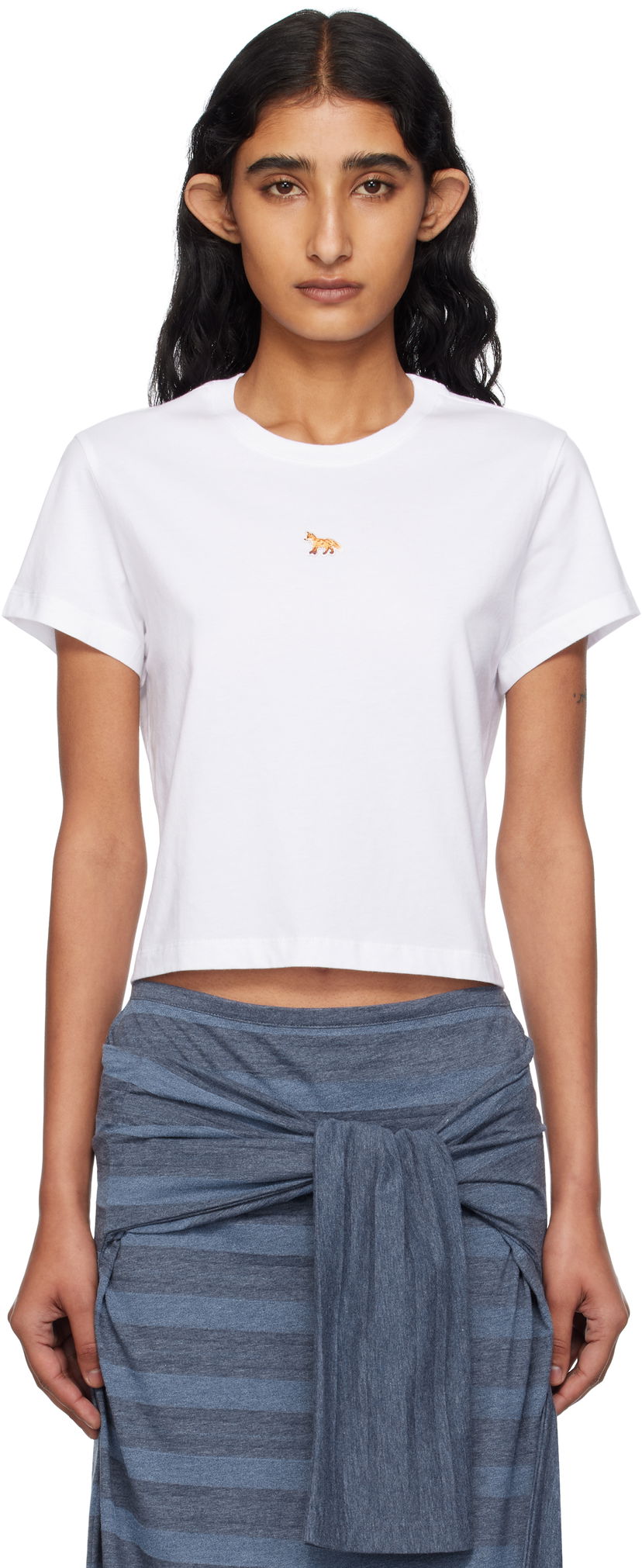 Krop-top MAISON KITSUNÉ Maison Kitsuné Baby Fox Cropped T-Shirt Bela | PW00111KJ7026