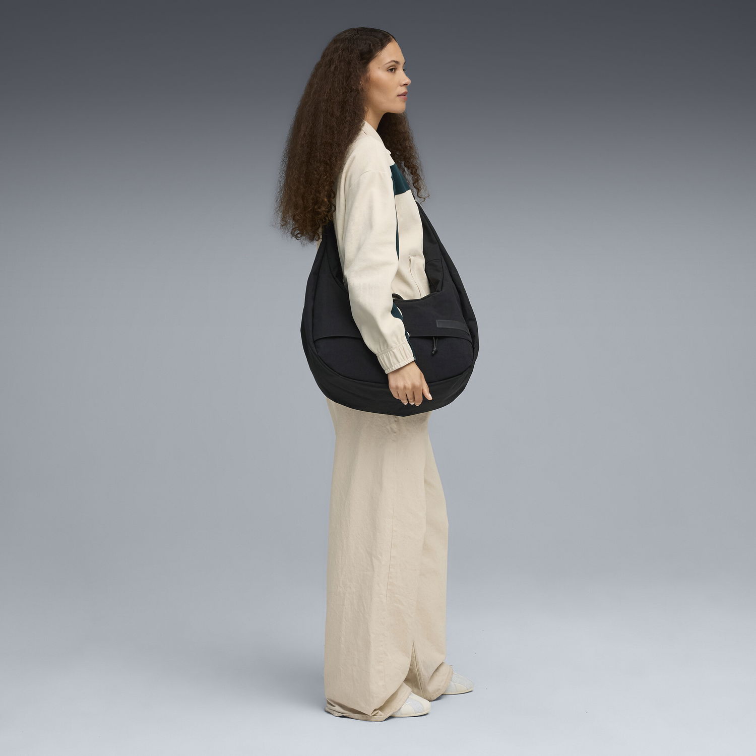 Torba za čez ramo Puma Large Hobo Bag 16.5 l Črna | 091848_01, 1