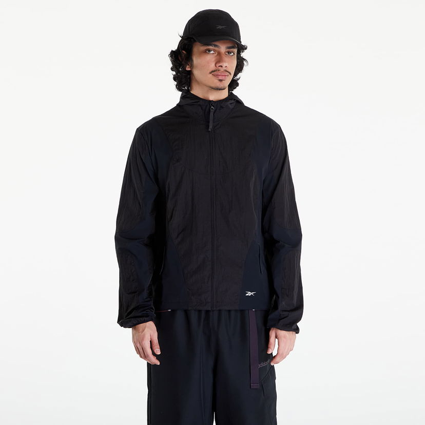 Jakna Reebok Men's windbreaker Paneled Running Jacket Black Črna | RMVL001C99FAB0011000