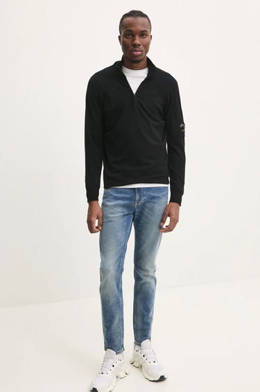 Pleteni pulover C.P. Company Lightweight Half-Zip Merino Wool Sweater Črna | 17CMKN193A005528A, 1