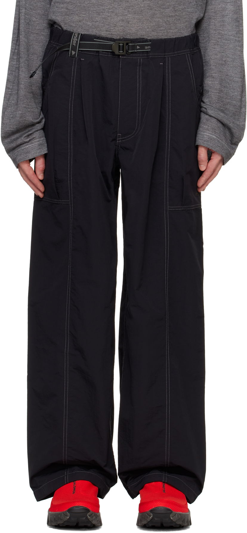 Hlače and wander Crinkled Nylon Trousers Črna | 5744282182