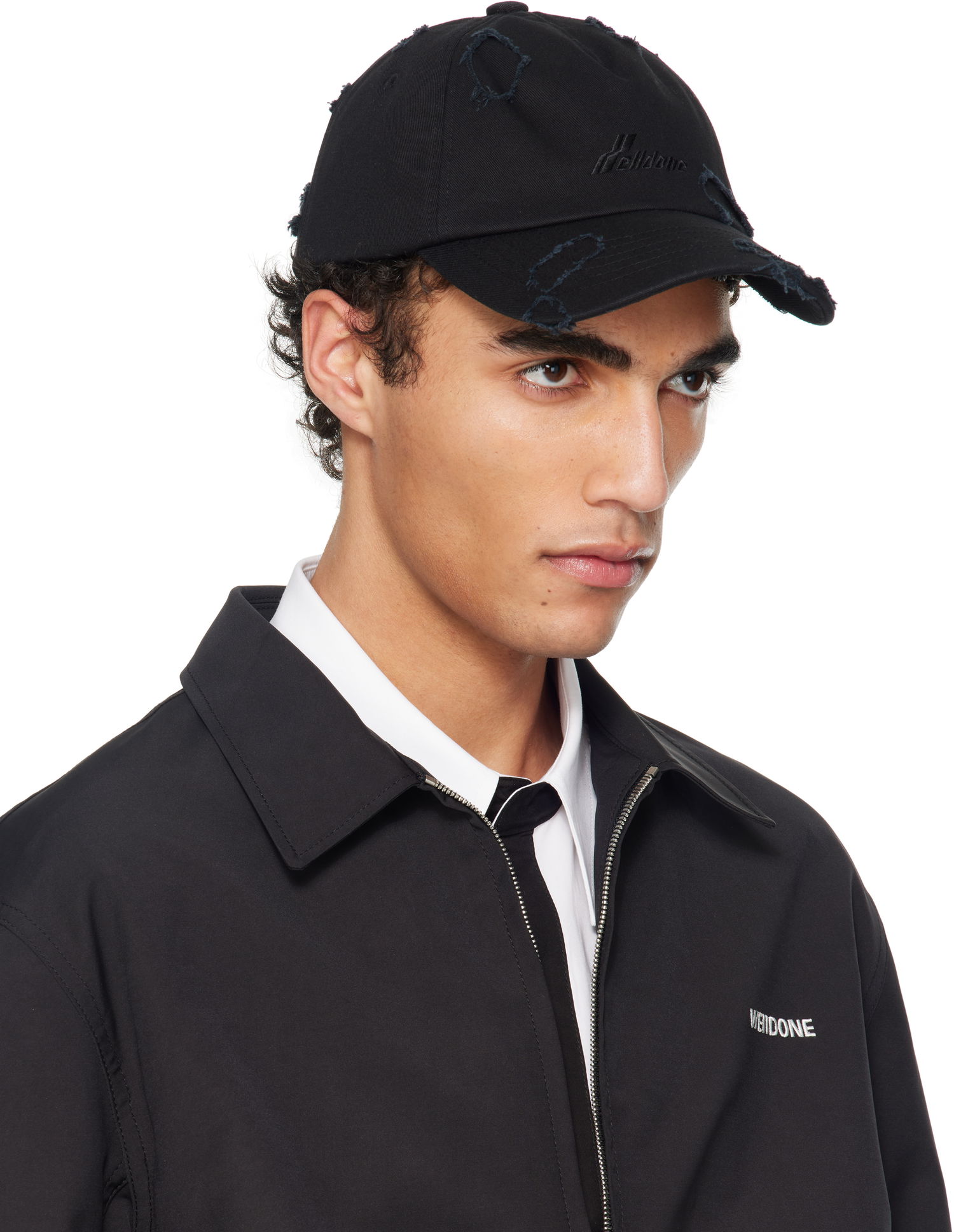 Klobuk We11done We11done Destroyed Embroidered Baseball Cap Črna | WD-AH1-25-415-U-BK, 1