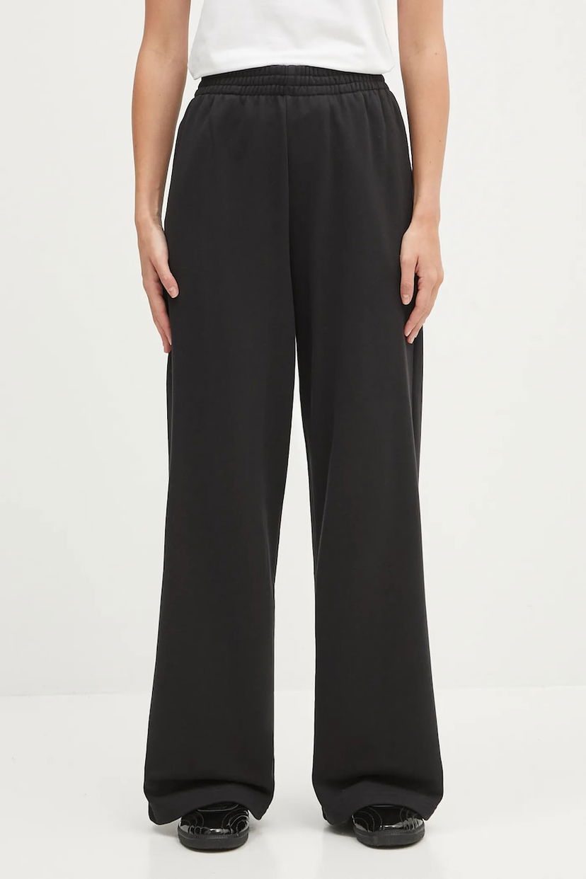 Trenirka adidas Originals adidas Originals Essentials Wide Leg Sweatpants Črna | JW2812