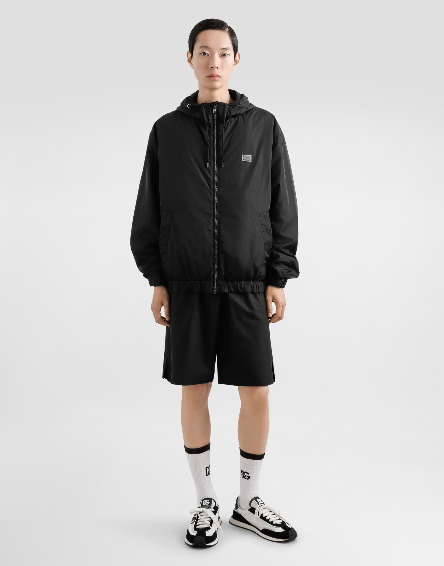 Vetrovka Dolce & Gabbana Dolce & Gabbana Technical Fabric Hooded Jacket with Tag Črna | G9BGSTFUS22N0000, 1