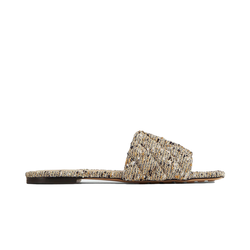 Superge in čevlji Bottega Veneta Padded Flat Fabric Sandals Bež | 732402 V2KN0 2842
