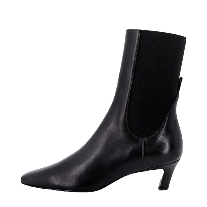 Superge in čevlji TOTEME Totem Black Leather Ankle Boots Črna | 214907813200