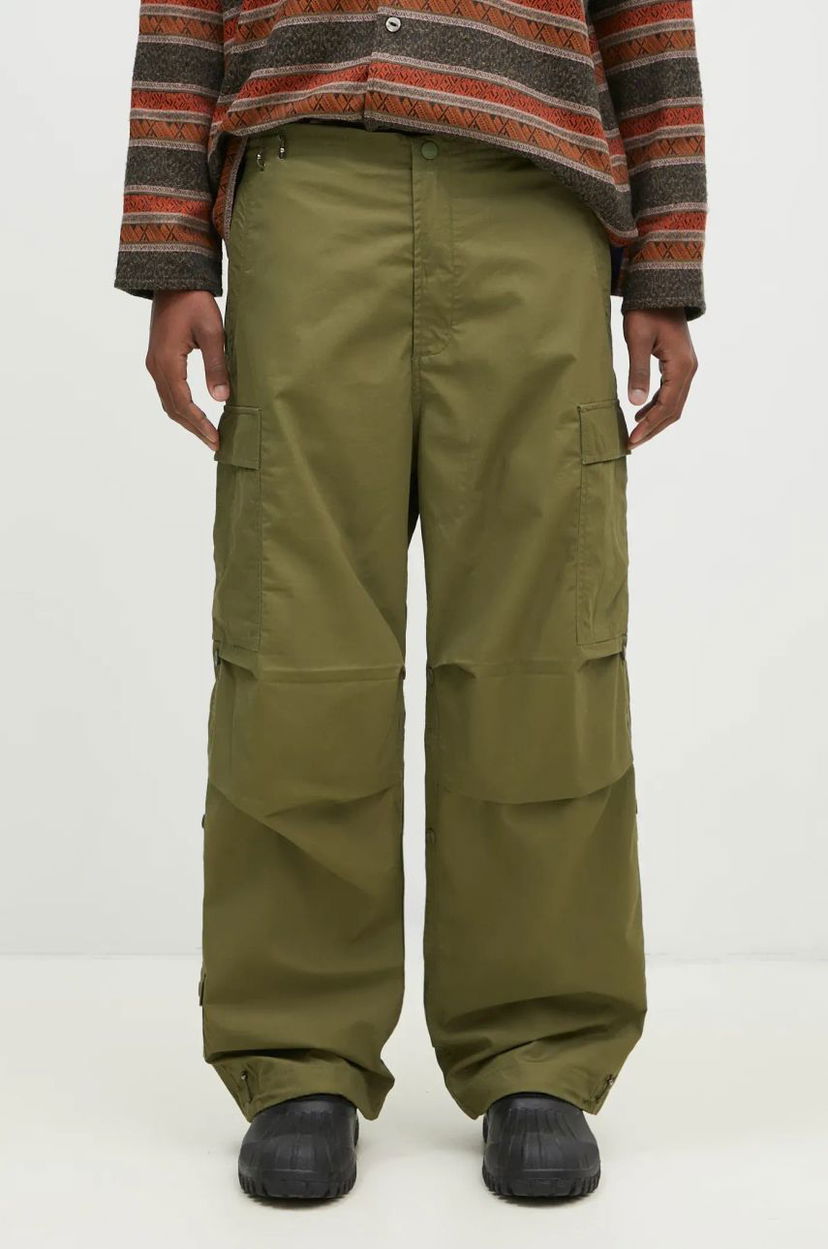 Cargo hlače Maharishi Loose Fit Cargo Snopants Zelena | 5300.OLIVE