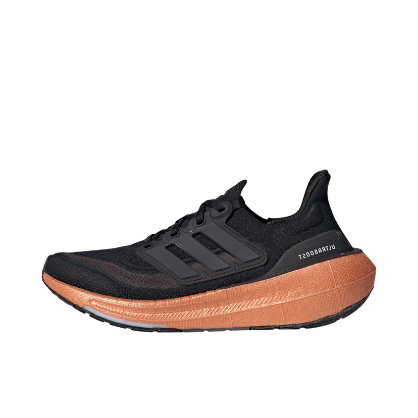 Superge in čevlji adidas Performance adidas ULTRABOOST LIGHT W Črna | if1732