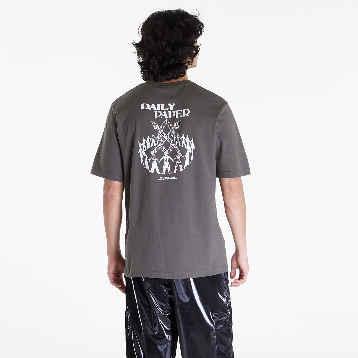 Majica DAILY PAPER Hand In Hand Short Sleeve Tee Siva | 2411102, 1