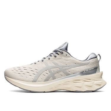 Superge in čevlji Asics Novablast 2 Bež | 1201A483 020, 1