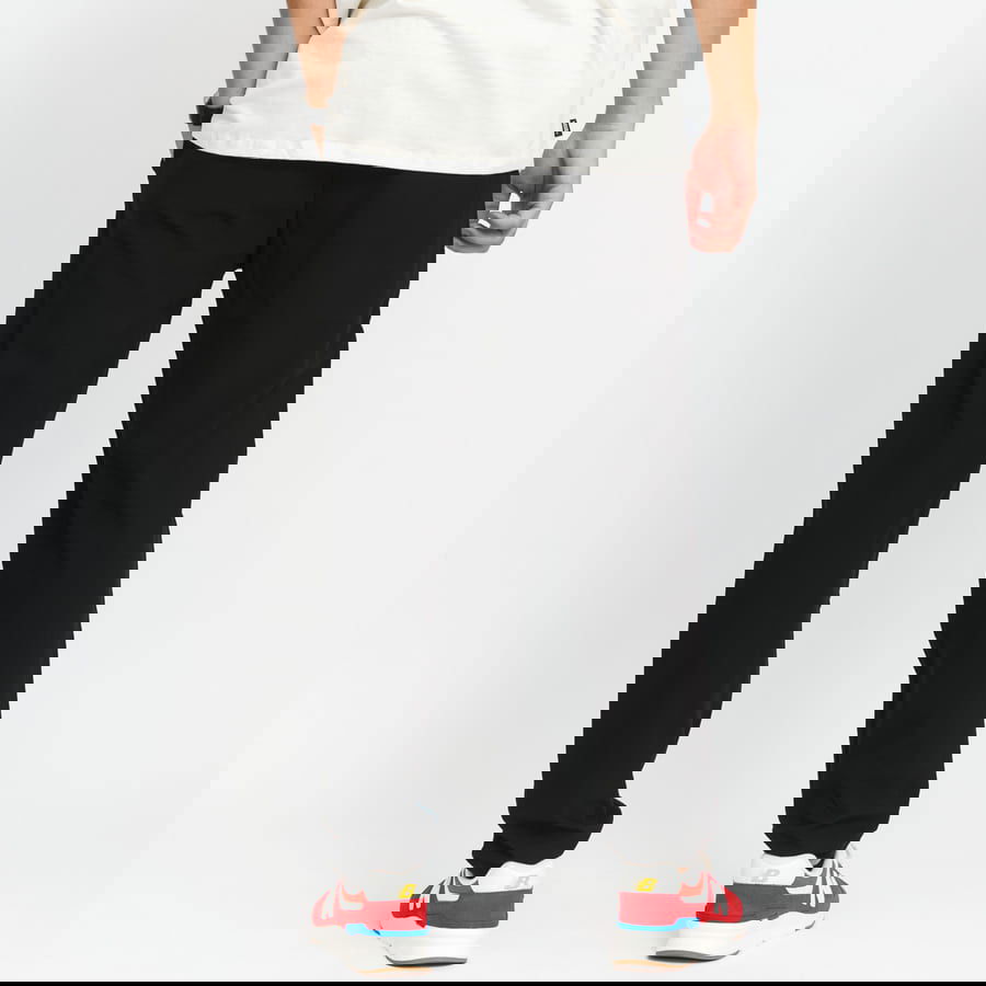 Trenirka Urban Classics Tapered Jogger Pants Črna | TB4492, 1