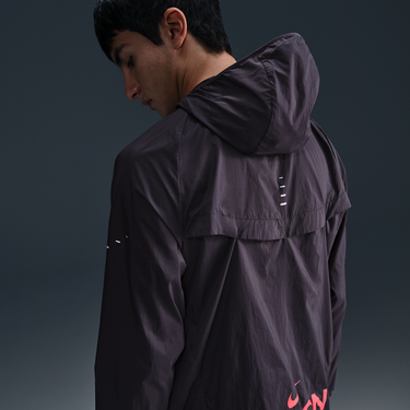 Vetrovka Nike Stride Repel Running Jacket Rjava | IF0428-540, 1