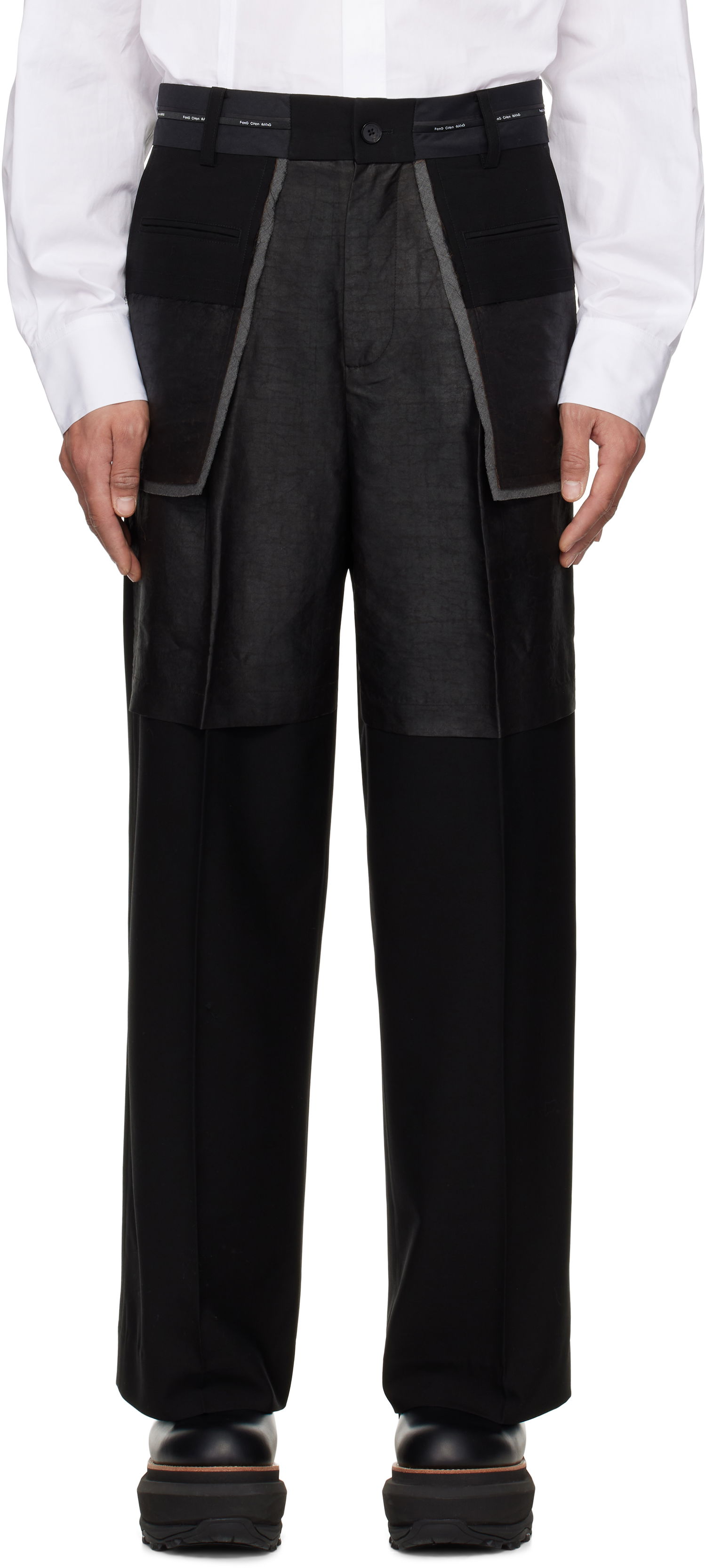 Hlače Feng Chen Wang Feng Chen Wang Deconstructed Patchwork Trousers Črna | FUS19TR05, 0