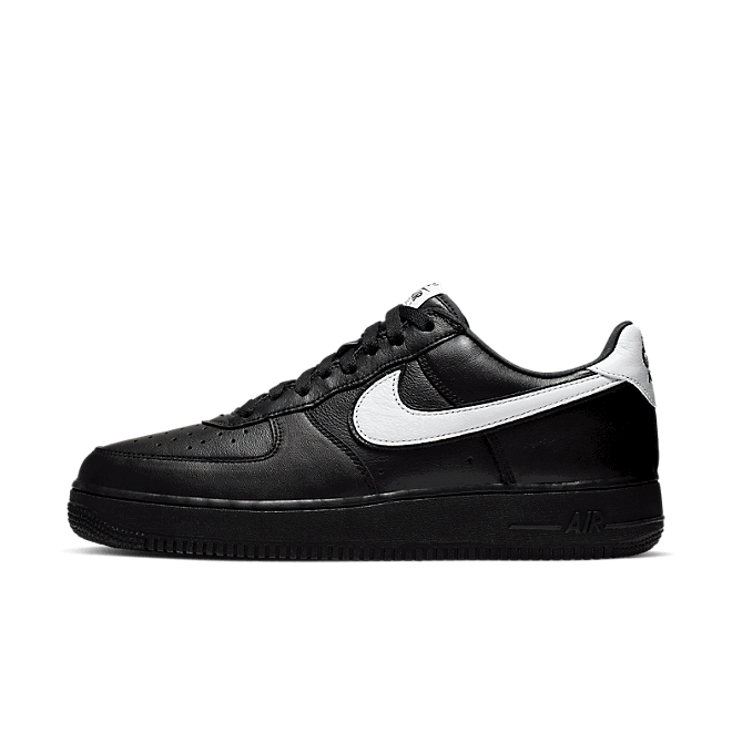 Superge in čevlji Nike Air Force 1 Low Retro QS "Black White" Črna | CQ0492-001