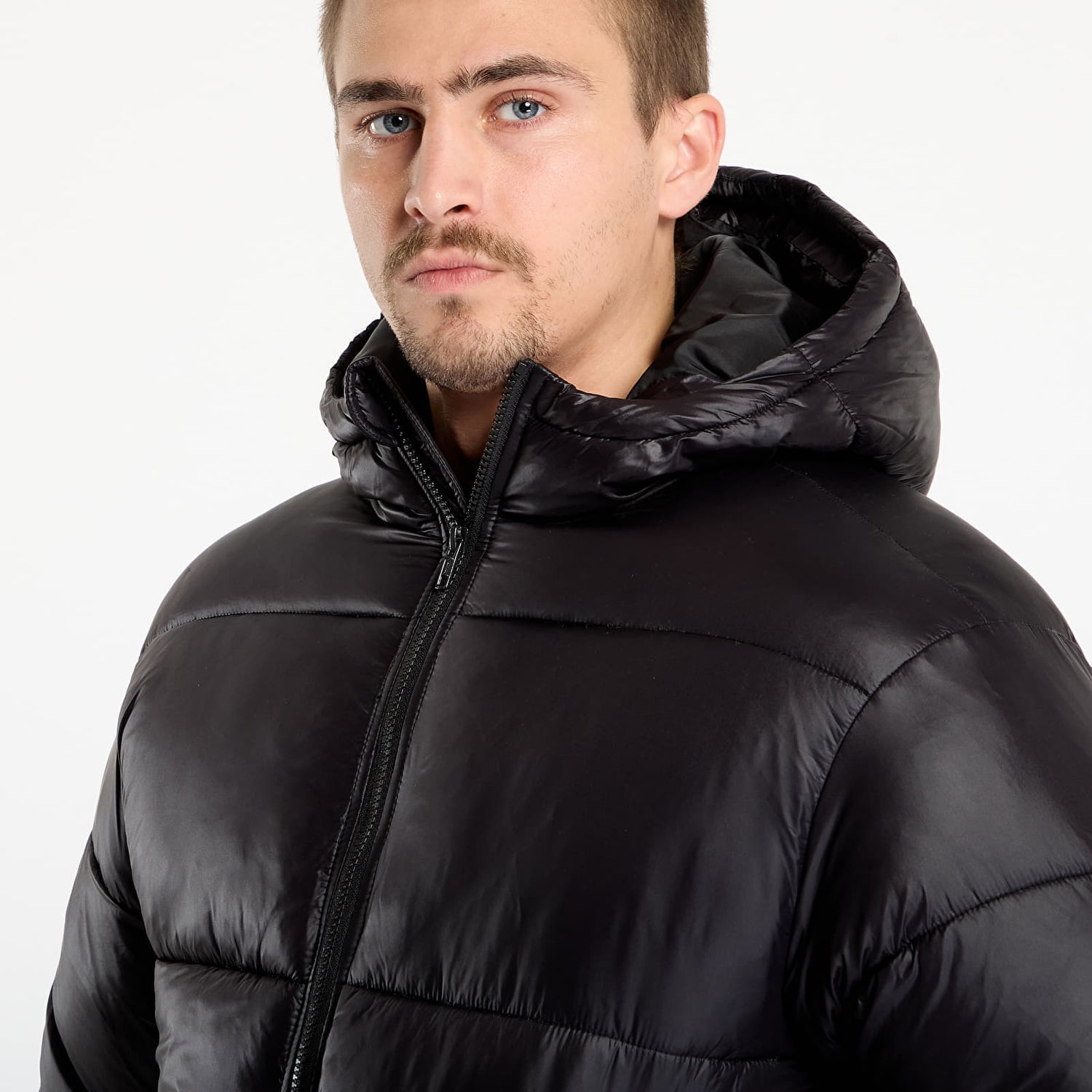 Puhovka Urban Classics Hooded Shiny Puffer Jacket Črna | TB7585-00007, 1