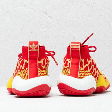 Superge in čevlji adidas Originals Pharrell Williams x BYW CNY Rdeča | EE8688, 4