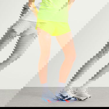 Kratke hlače Nike Aeroswift 3" Running Shorts with Perforated Waistband and Pleated Sides Rumena | FN2328-389, 2