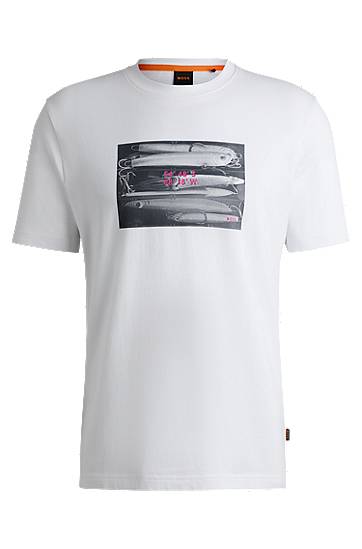 Majica BOSS T-Shirt with Coordinate Artwork Bela | 50539194