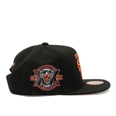 Kapa Mitchell & Ness NBA Core Vi Snapback Chicago Bulls Black Črna | HHSS6749-CBUYYPPPBLCK, 1