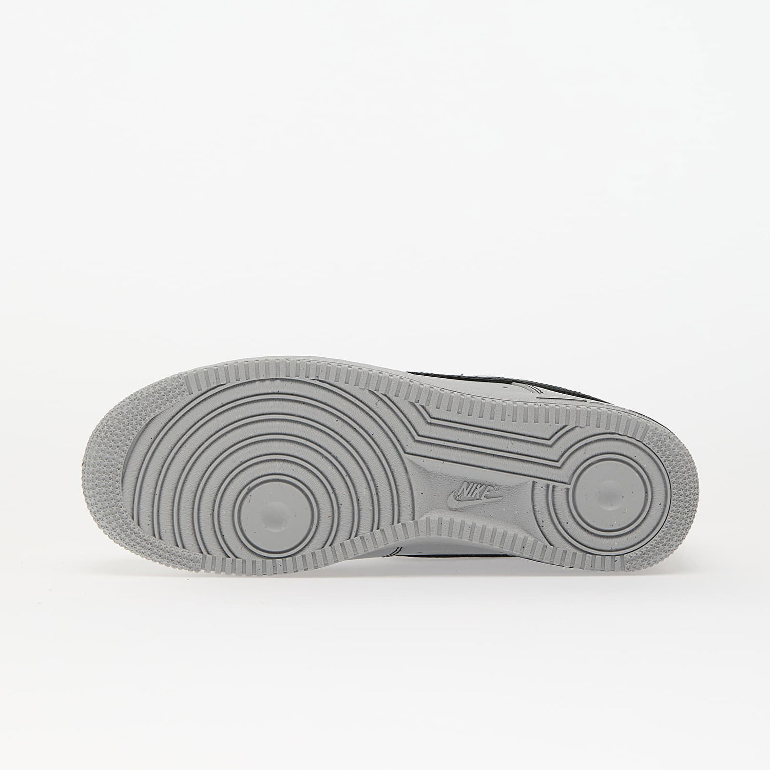 Superge in čevlji Nike AIR FORCE 1 '07 LV8 ESS+ Siva | HQ2037-004, 1