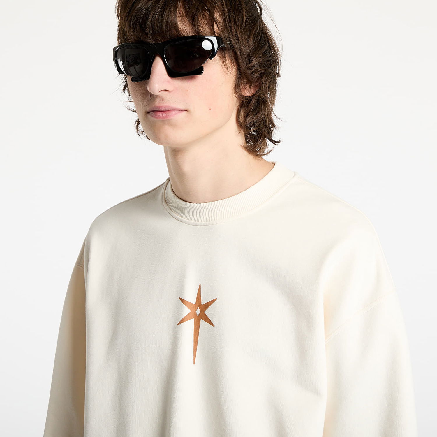 Pulover Marcelo Burlon Marcelo Burlon County Goth Boxy Crewneck Sweatshirt Bež | CMBA09CS25FLE0026F60, 1
