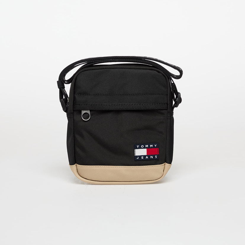 Torba za čez ramo Tommy Hilfiger Tommy Jeans Essential Daily Square Bag Črna | AM0AM13265 BDS