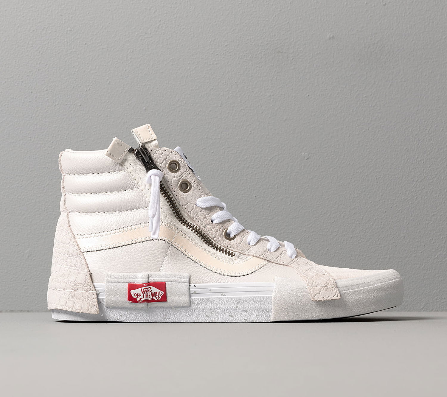 Superge in čevlji Vans SK8-Hi Reissue CAP Bela | VN0A3WM1TUT1, 0