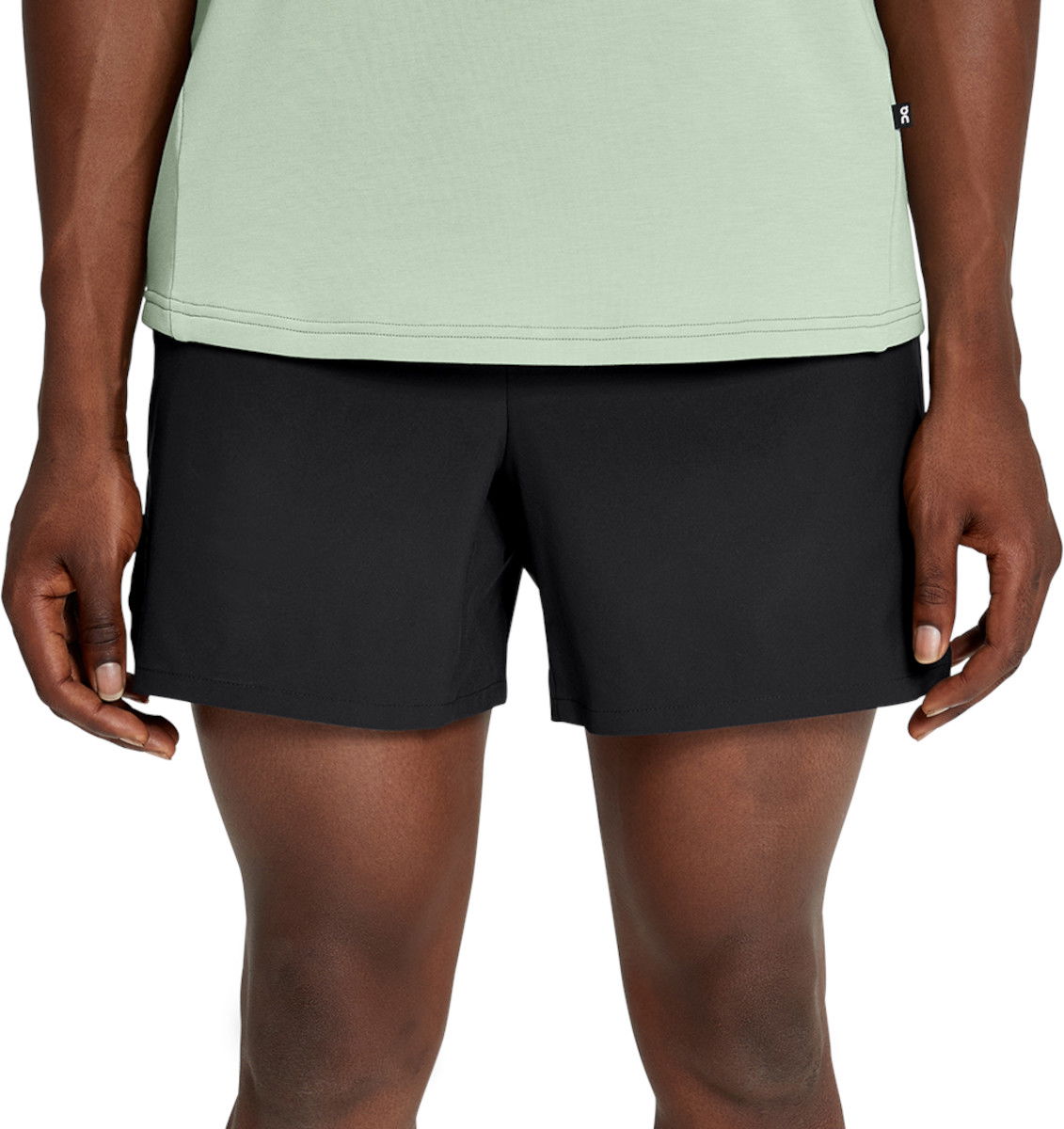 Kratke hlače On Running Essential Shorts Črna | 1md10120553, 0