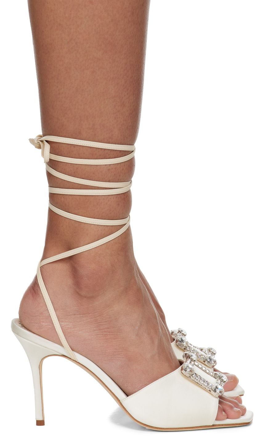 Nega čevljev Manolo Blahnik Manolo Blahnik Lanole Pop Fabio Satin Heels Bela | 423-1722-0006