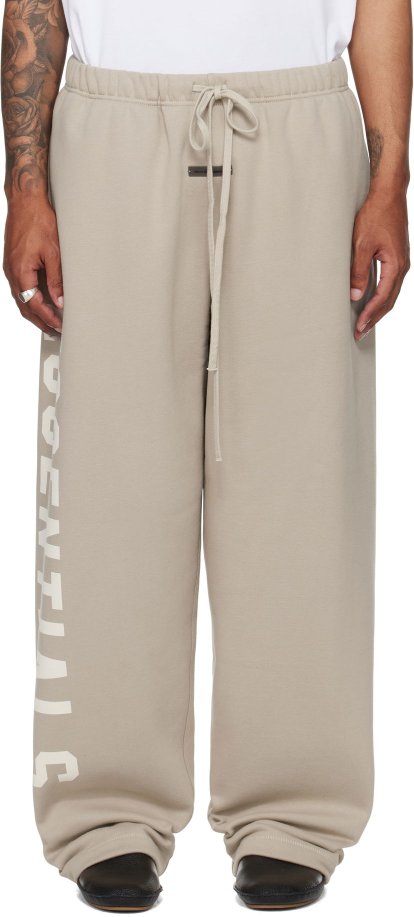 Trenirka Fear of God ESSENTIALS Fleece Lounge Sweatpants Bež | 130SP254321F