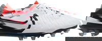 LEGEND 10 ELITE FG