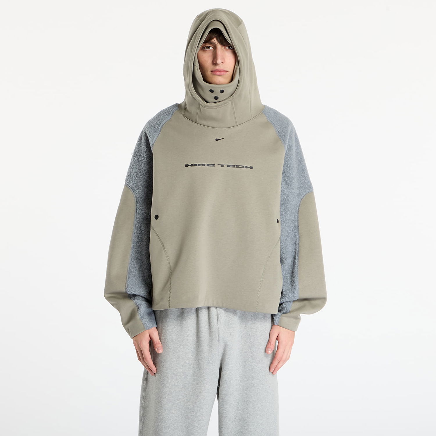 Pulover Nike Tech Boreas Oversized Hoodie with Balaclava Hood and Textured Panels Zelena | IB3363-320, 0
