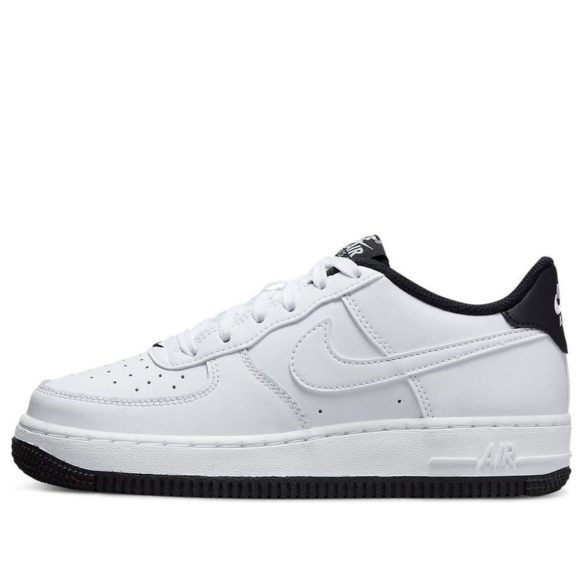 Superge in čevlji Nike Air Force 1 '07 ESS Bela | DV1331-100